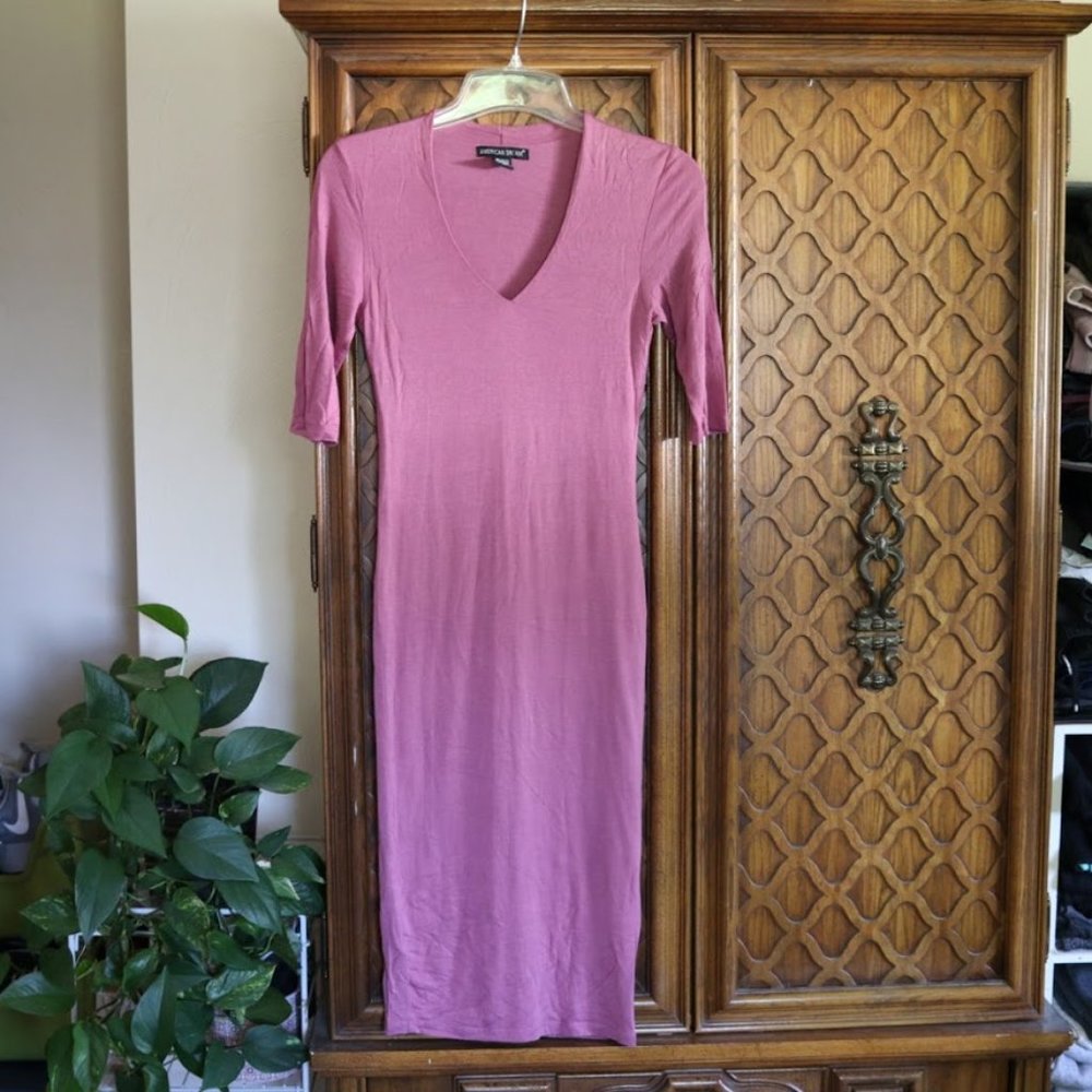🌟FREE with purchase🌟 American Dream V-Neck Fitted Midi Dress  - Size XS - Picture 2 of 14